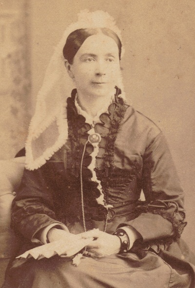 Anne Barton b 1831 m Rev T H Fitzpatrick Photo 1875.jpg