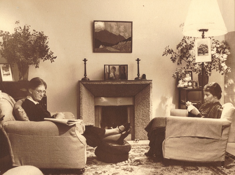 Esther Barton and her daughter Dora probably 1950s.jpg