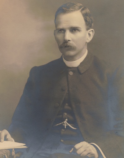 Rev Cecil Edward Barton.jpg
